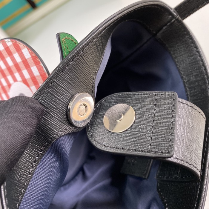 Handbag Gucci 653954 size 16.5*19*11 cm
