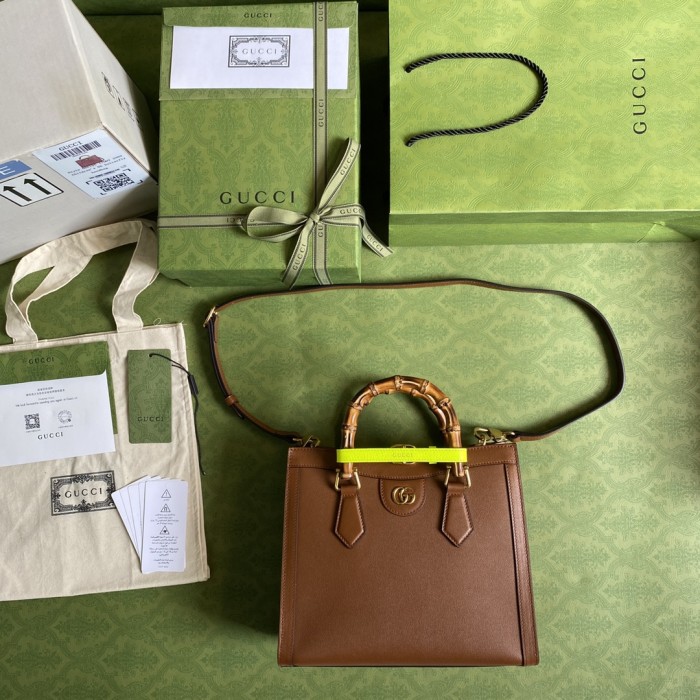 Handbag Gucci 660195 size 27*24*11 cm