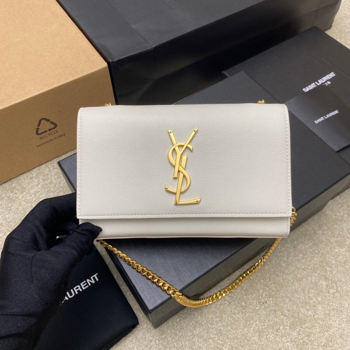 Handbags SAINT LAURENT 469390 size 20*12.5*5 cm