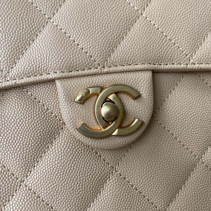 Handbag Chanel AS2485 size 17*23*8.5 cm