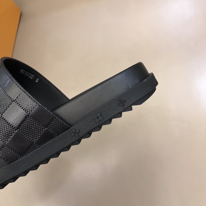 Louis Vuitton Slipper 75