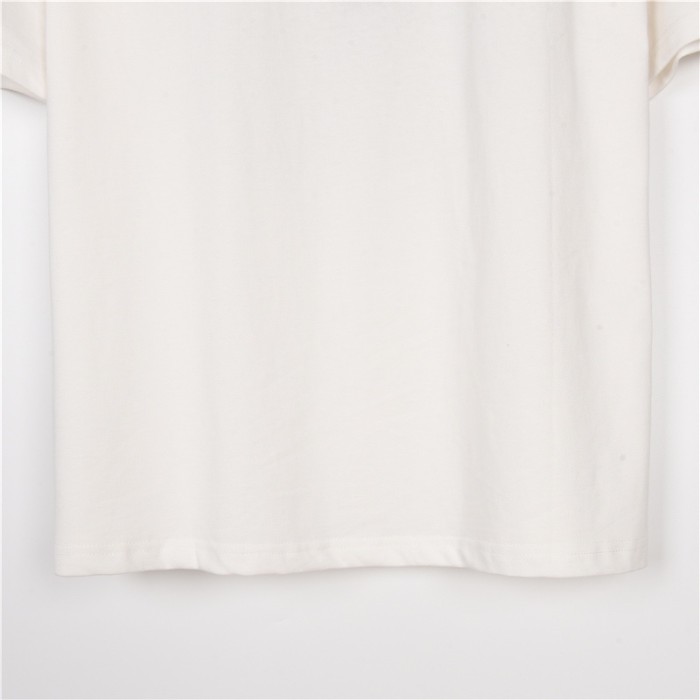 Clothes Represent 16