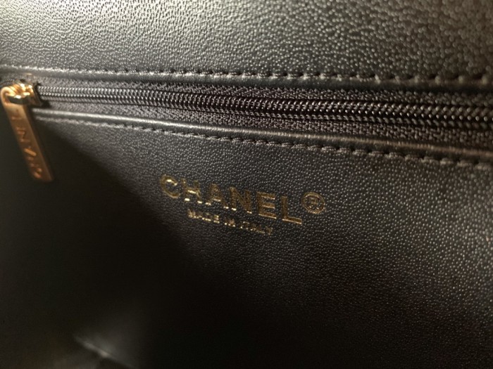 Handbag Chanel size 21 cm