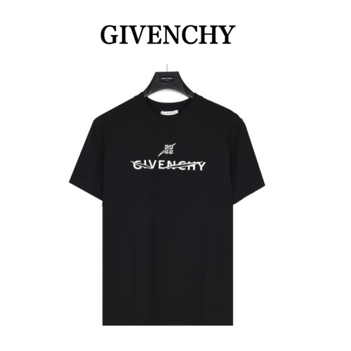 Clothes Givenchy 63