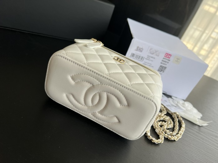 Handbag Chanel AP2199 size 17cmx9.5cmx8 cm