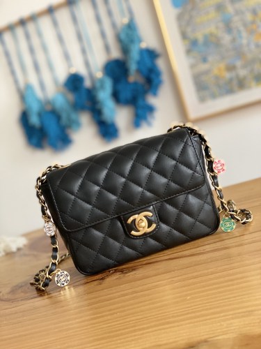 Handbag Chanel AS3737 size 14.5*19*6.5 cm