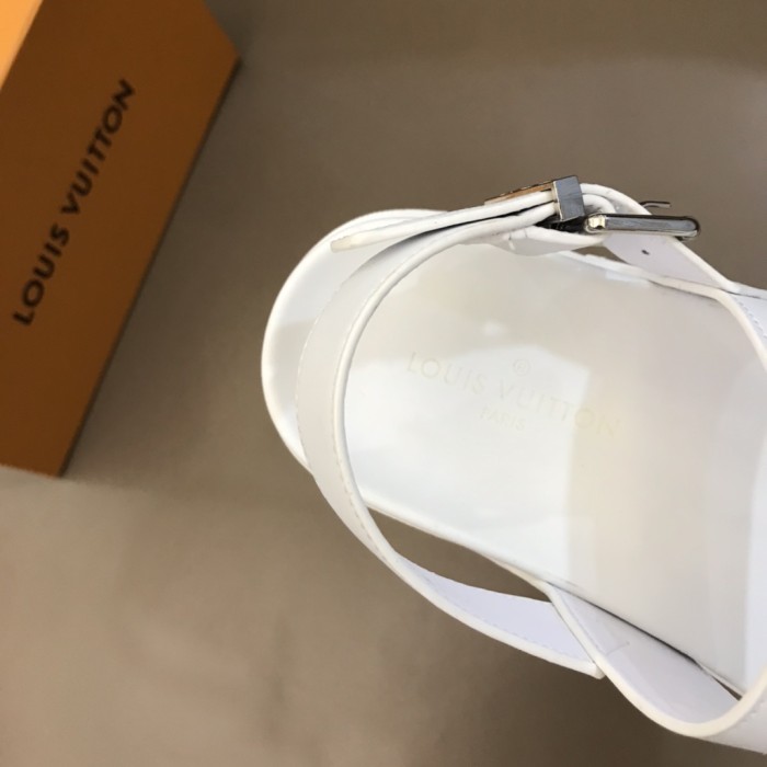 Louis Vuitton Slipper 77