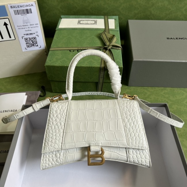 Handbag Gucci 5935461 size 23*15*10 cm