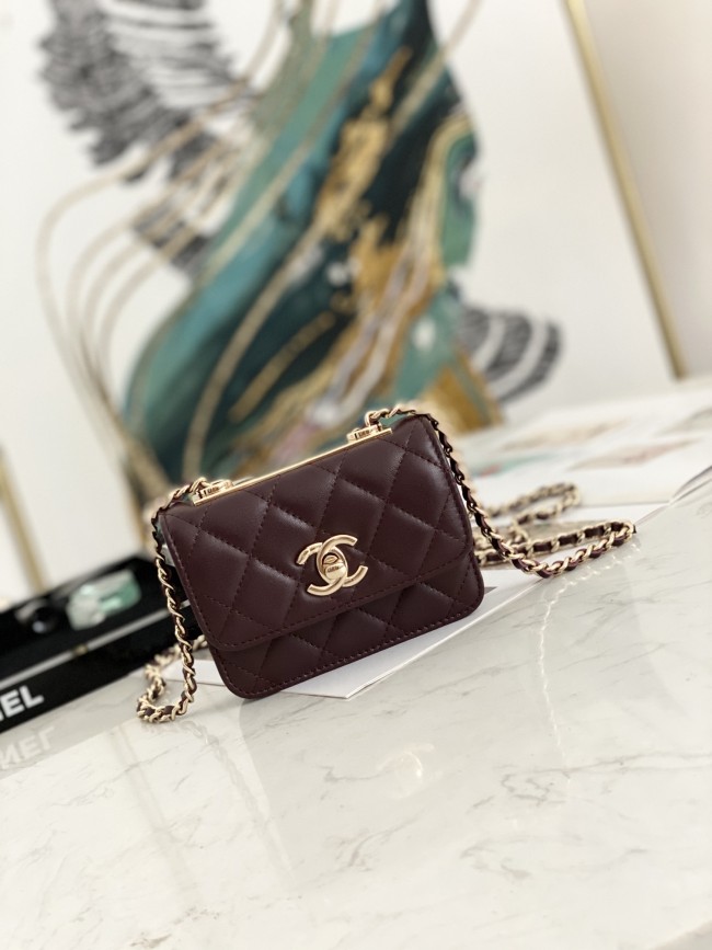 Handbag Chanel 82768 size 12.5 2.5 9 cm