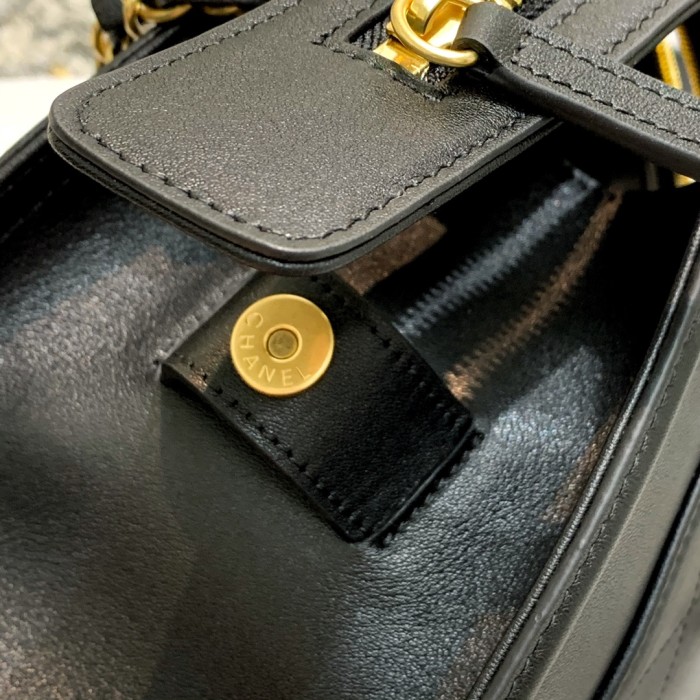 Handbag Chanel AS2749 size 23 17 12 cm