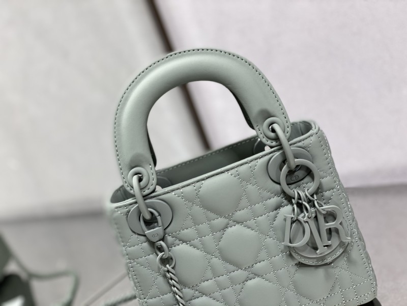 Handbag Dior size 17 cm