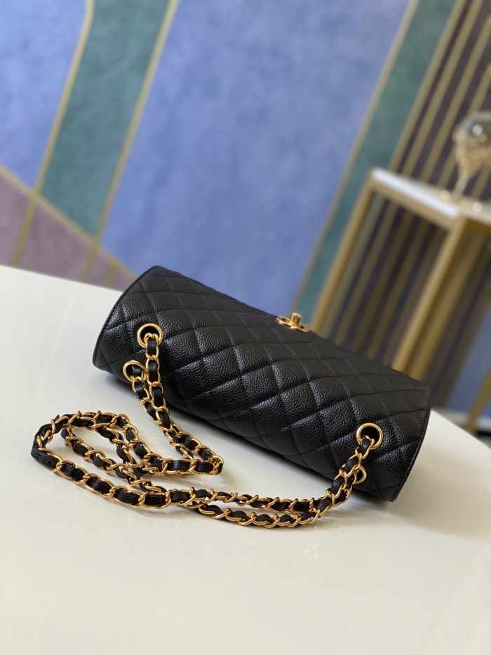 Handbag Chanel 112 size 26 cm