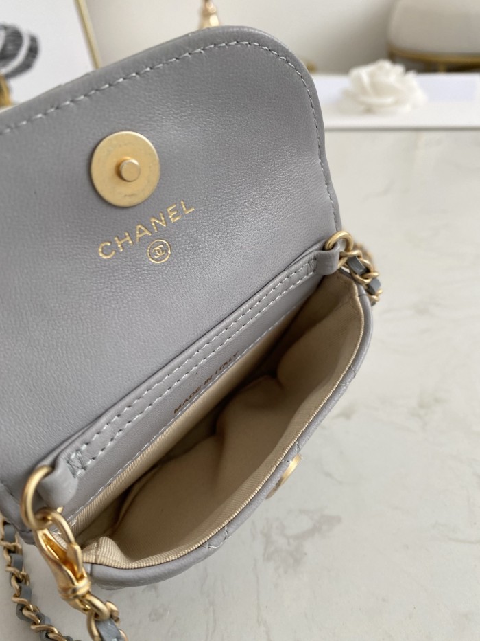 Handbag Chanel 81462 size 9*10.5*2.5 cm