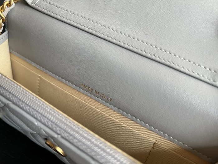 Handbag Chanel AP3071 size 17cm9cm3 cm