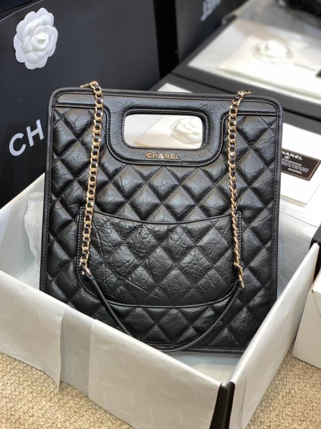 Handbag Chanel size 27 29 6 cm