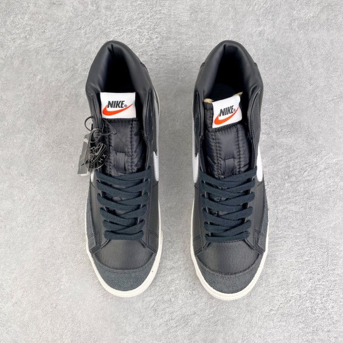 Nike SB Zoom Blazer Mid Black White