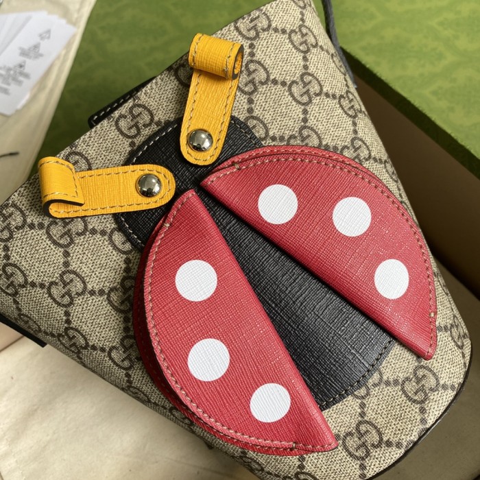 Handbag Gucci 666277 size 11*20*16.5 cm