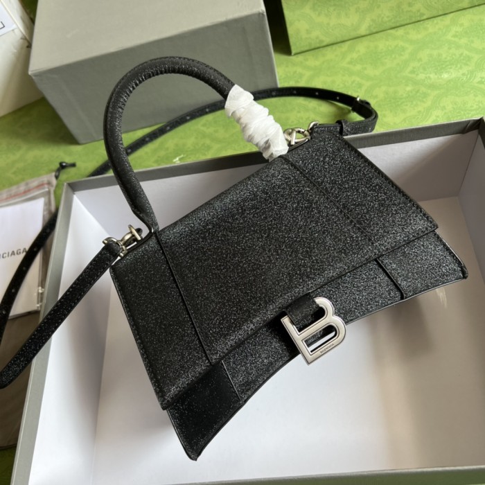 Handbag Gucci 593546 size 23*15*10 cm
