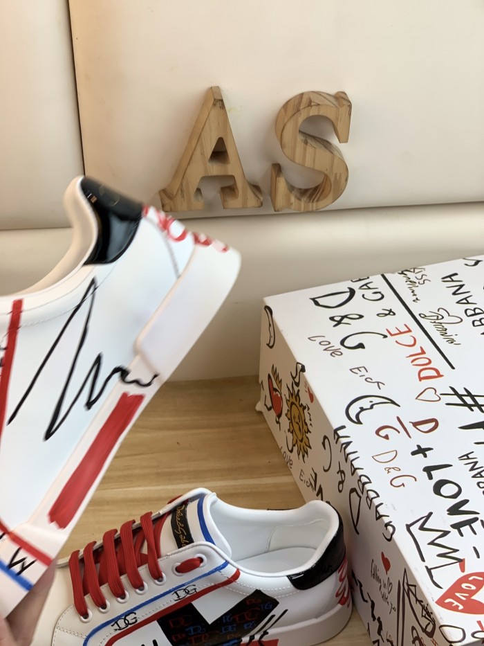 Dolce & Gabbana Low Tops Sneakers 82