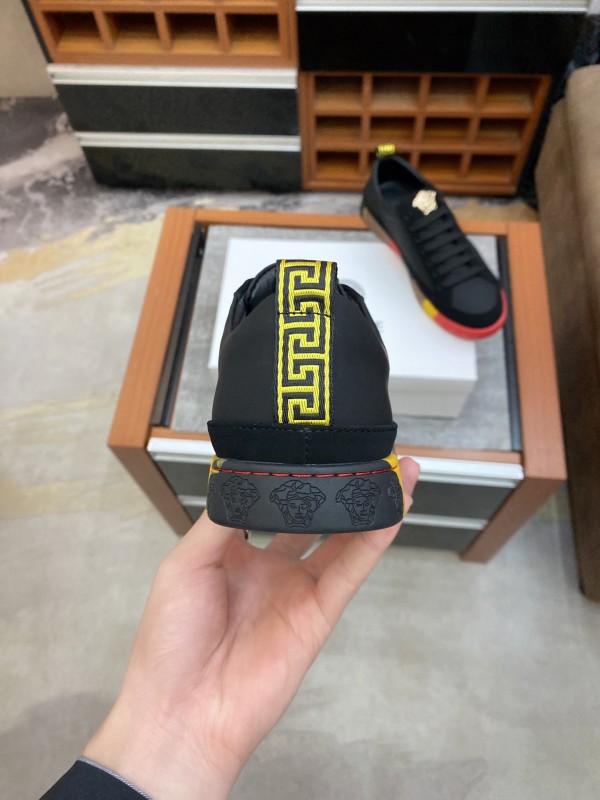 Versace Greca Sneaker 13