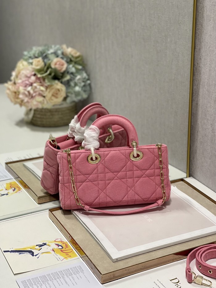 Handbag Dior 0540 size 26*6*14 cm