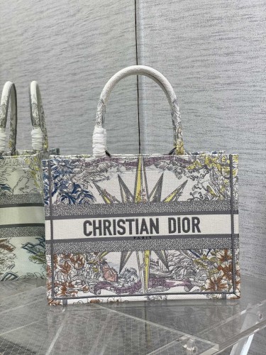 Handbag Dior size 36*18*28 cm