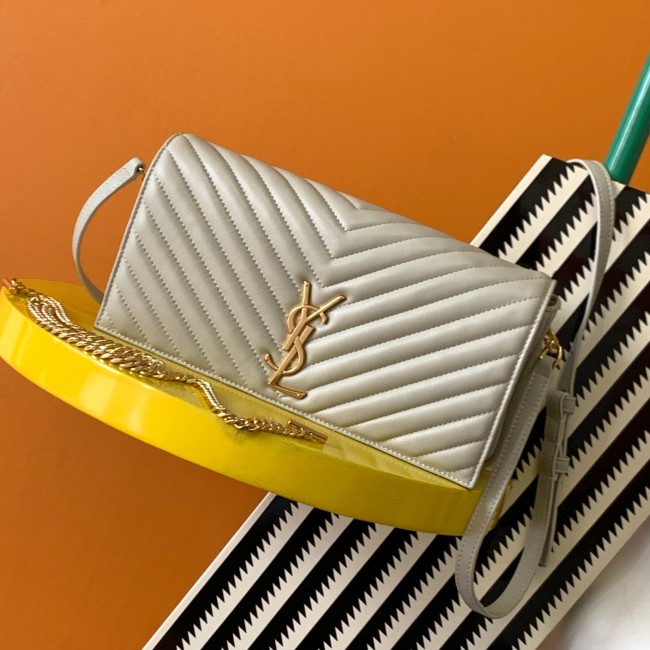 Handbags SAINT LAURENT 632014 size 26x13.5x4.5 cm