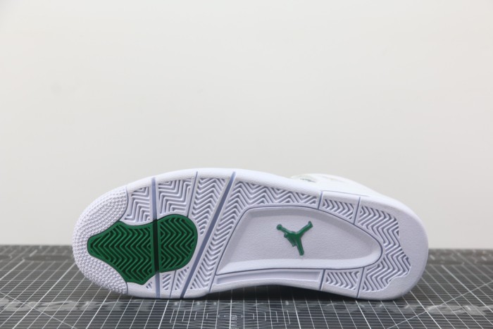 Jordan 4 Retro Metallic Green