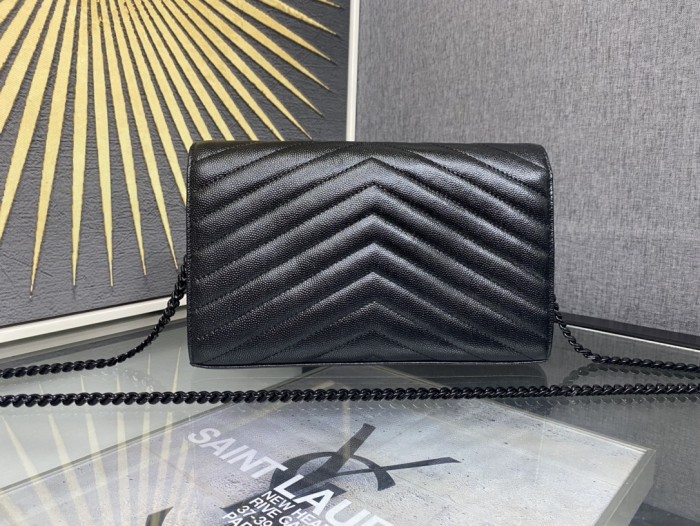 Handbags SAINT LAURENT 377828 size 22.5x14x4 cm