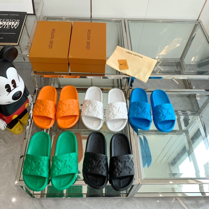 Louis Vuitton shoes WOMEN 2