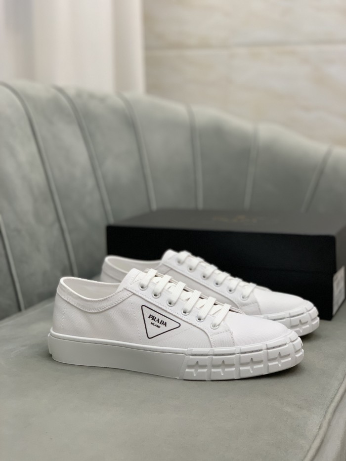 Prada Wheel Cassetta sneaker 3