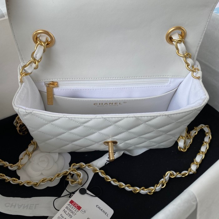 Handbag Chanel AS3737 size 14.5*19*6.5 cm