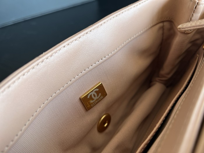 Handbag Chanel 3393 size 16cmx25cm10 cm