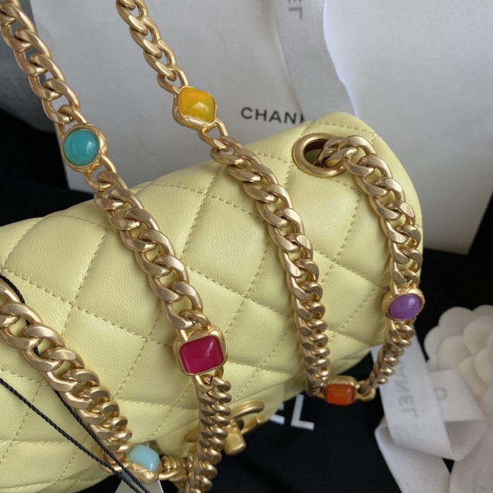 Handbag Chanel AS2379 size 12*17*8 cm