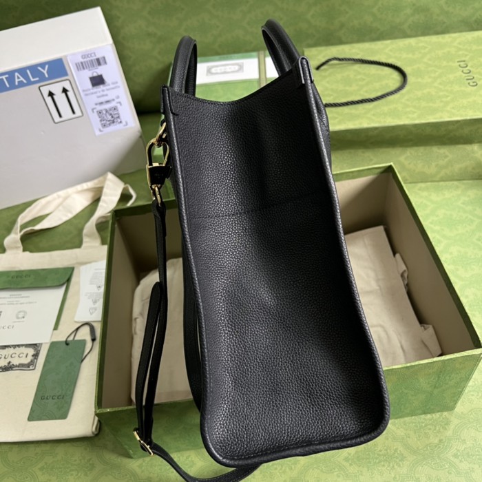 Handbag Gucci 674822 size 31.5*26.5*15 cm