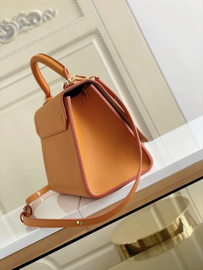 Handbag Louis Vuitton M57090 size 29.0×21.0×12 cm