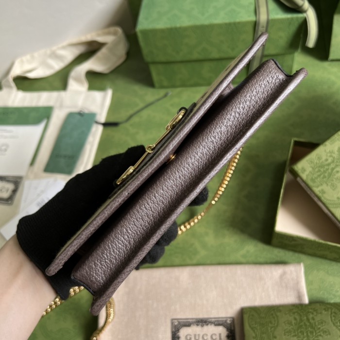 Handbag Gucci 621892 size 19*10*4 cm