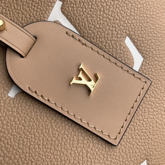 Handbag Louis Vuitton M46293 size 29cmx 24cmx 12cm