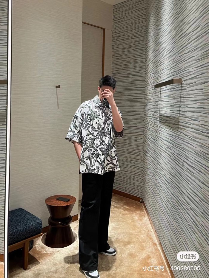 Clothes Louis Vuitton 80