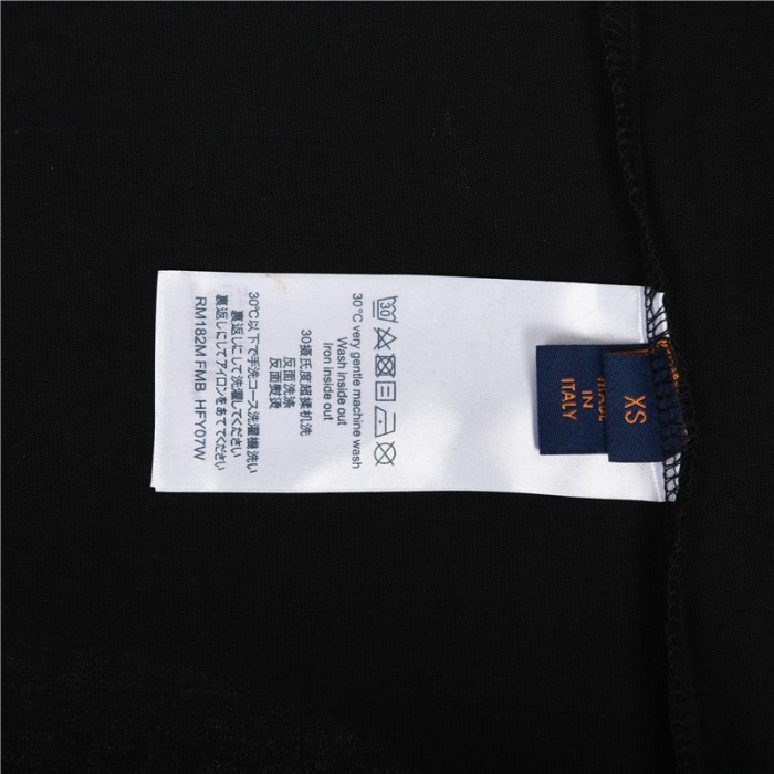 Clothes Louis Vuitton 33