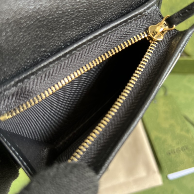 Handbag Gucci 676150 size 11*8.5*3 cm