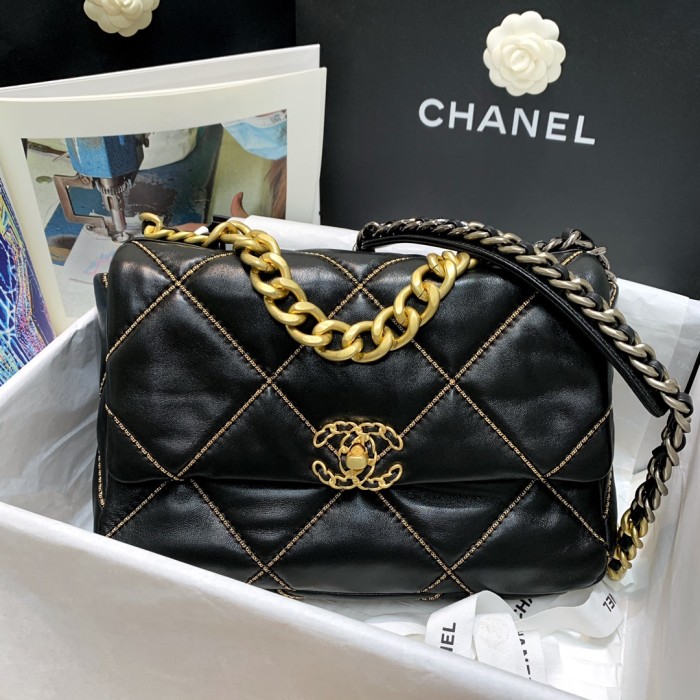 Handbag Chanel 6161 size 30 cm