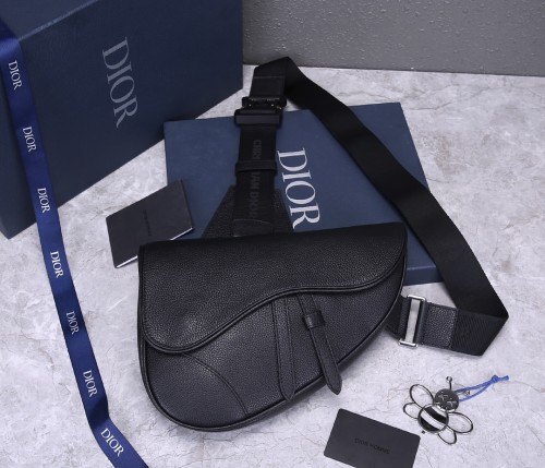 Handbag Dior size 20x28.6x5 cm
