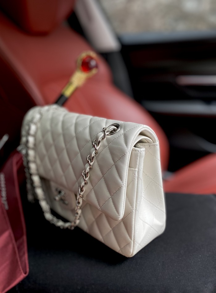 Handbag Chanel A01112 size 25.5*15.5*6.5 cm