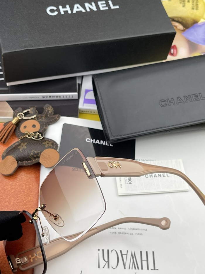 Sunglasses Chanel CH0622