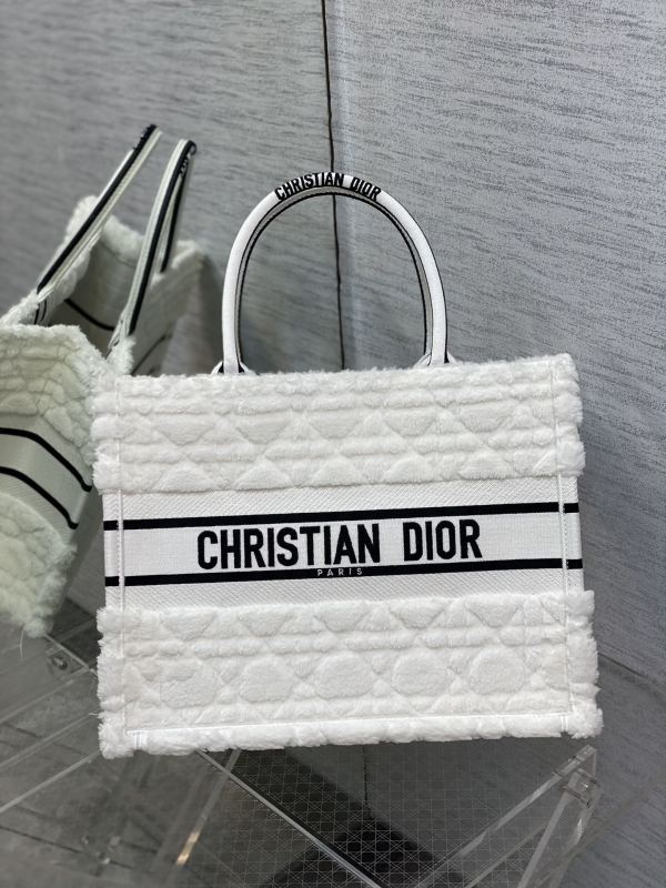 Handbag Dior size 36*18*28 cm