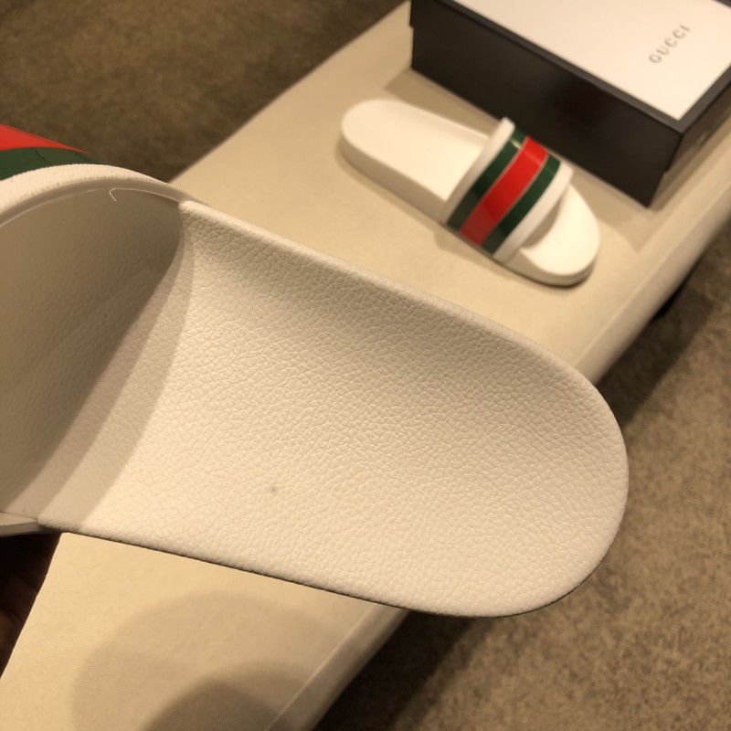 Gucci Slippers 33