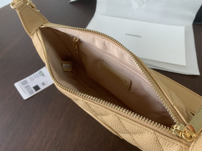 Handbag Chanel 50920 size 25cmx14cmx5 cm