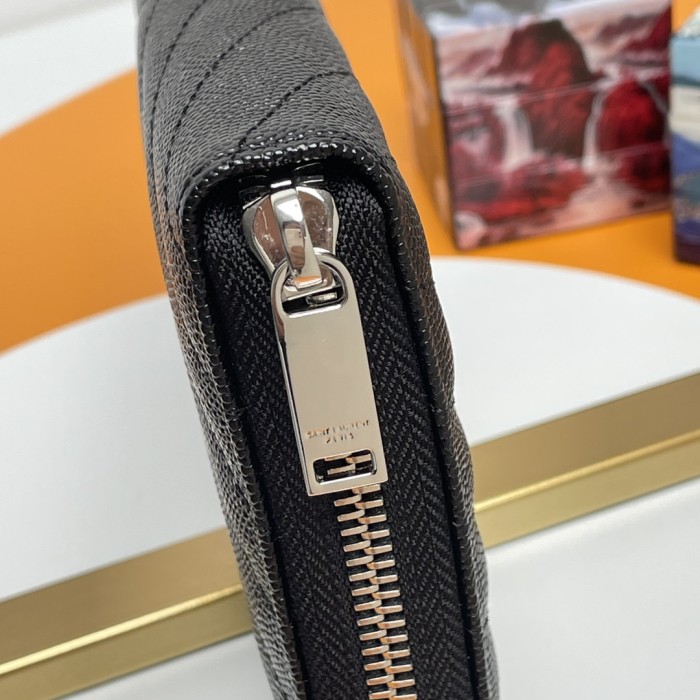 Handbags SAINT LAURENT 358094 size 19x9 cm