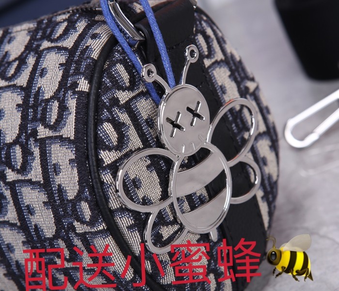 Handbag Dior 93312 size 17*11 cm